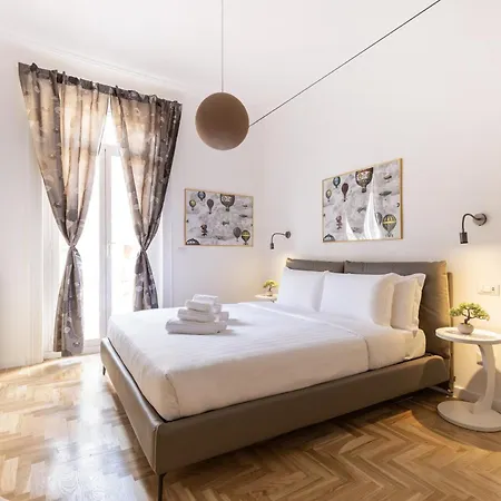 Lejlighed Hostly-puccini Luxury Home-near Colosseum & Trevi *