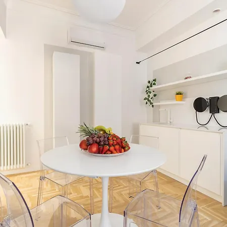 Hostly-puccini Luxury Home-near Colosseum & Trevi * Rome